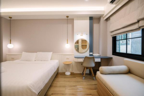 Moon House BKK Room 2B
